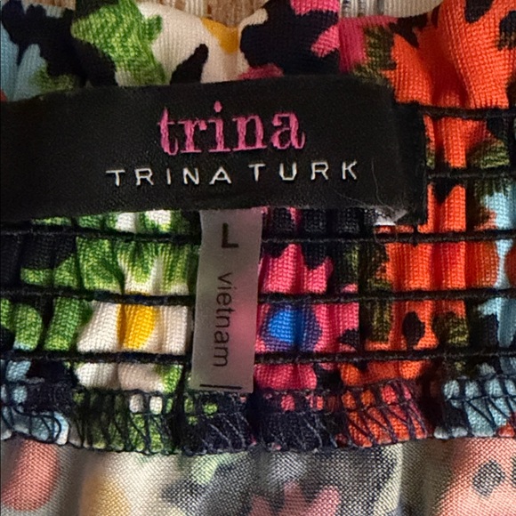 TRINA TURK Off-Shoulder FLORAL PRINT BELL SLEEVE Dress - Picture 4 of 11